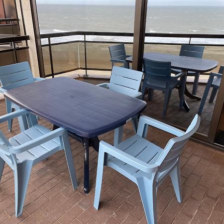 Studio With Seaview Blankenberge Buitenkant foto