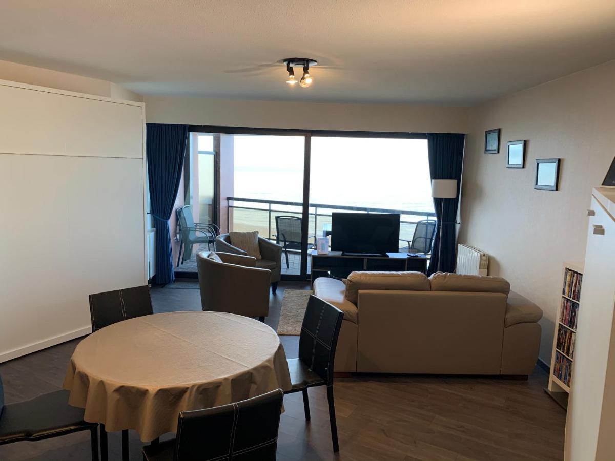 Studio With Seaview Blankenberge Buitenkant foto