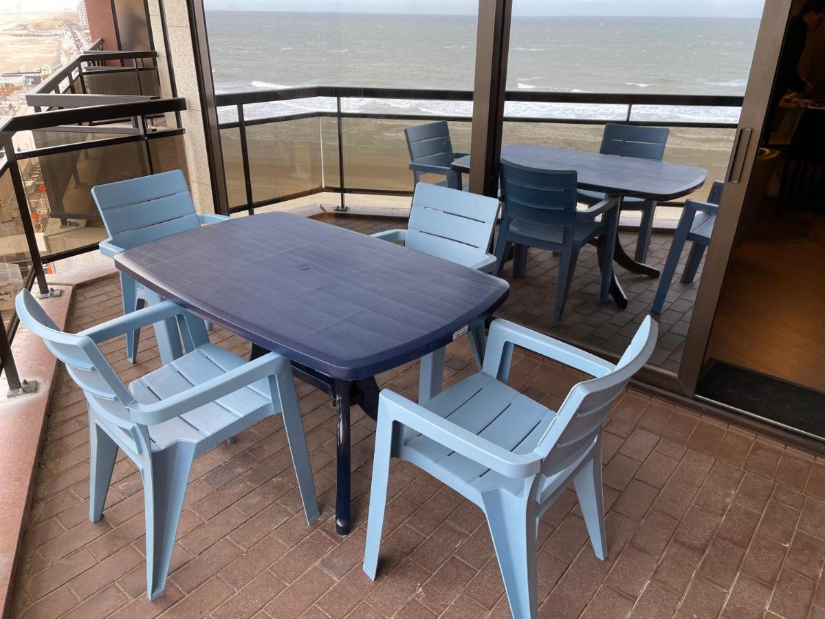 Studio With Seaview Blankenberge Buitenkant foto