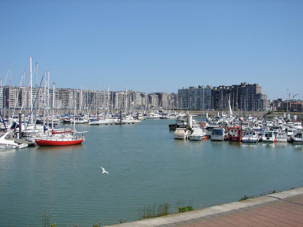 Studio With Seaview Blankenberge Kamer foto
