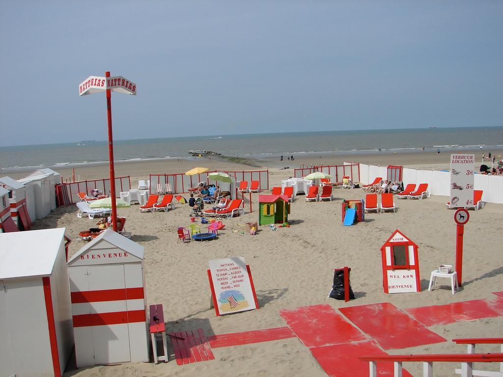 Studio With Seaview Blankenberge Kamer foto